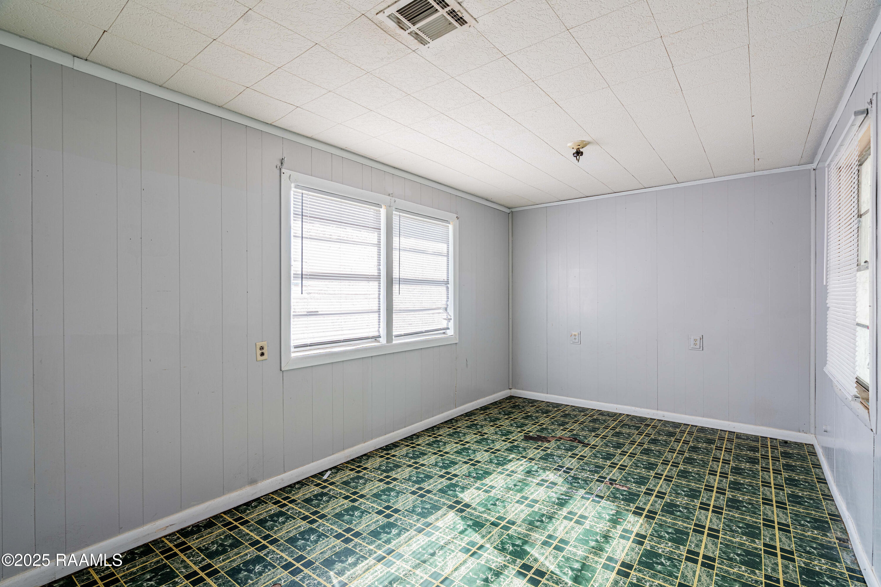 1207 Edith Street Opelousas, LA 70570 - Photo 9 of 22 SH_04041-HDR