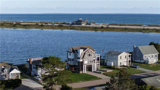 $2,950,000 | 11 Rabbit Run, Westerly, RI 02891