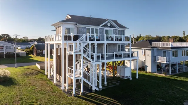 $2,950,000 | 11 Rabbit Run, Westerly, RI 02891