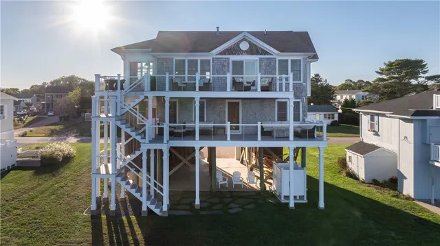 $2,950,000 | 11 Rabbit Run, Westerly, RI 02891