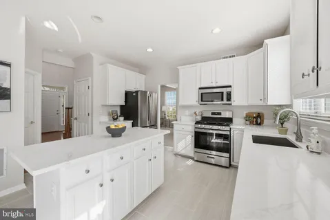 $935,000 | 105 Meadowbrook Court Southwest, Leesburg, VA 20175