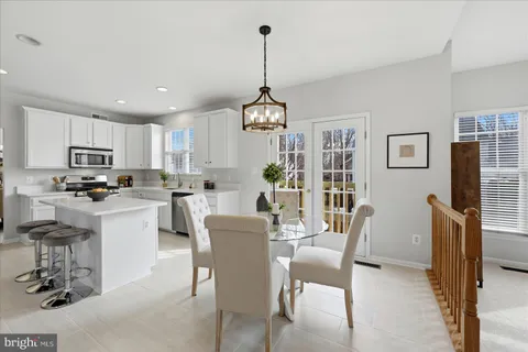 $935,000 | 105 Meadowbrook Court Southwest, Leesburg, VA 20175