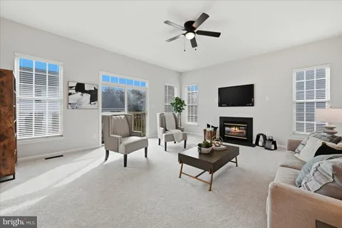 $935,000 | 105 Meadowbrook Court Southwest, Leesburg, VA 20175