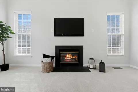 $935,000 | 105 Meadowbrook Court Southwest, Leesburg, VA 20175