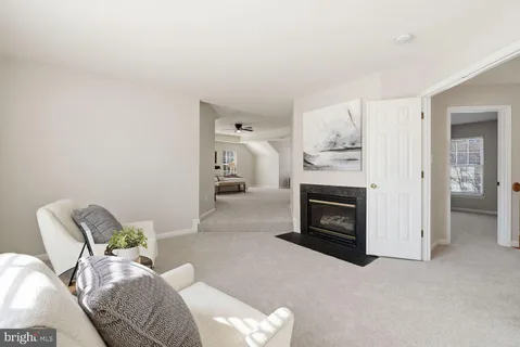 $935,000 | 105 Meadowbrook Court Southwest, Leesburg, VA 20175