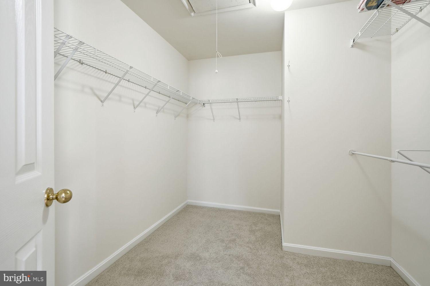 105 Meadowbrook Court Southwest Leesburg, VA 20175 - Photo 31 of 34