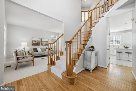 $935,000 | 105 Meadowbrook Court Southwest, Leesburg, VA 20175