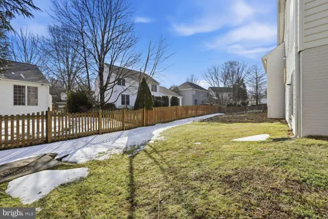 $935,000 | 105 Meadowbrook Court Southwest, Leesburg, VA 20175