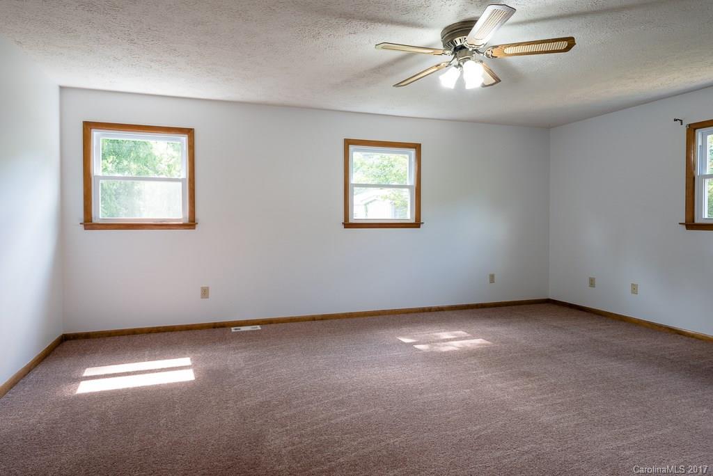21 Warren Creek Road Candler, NC 28715 - Photo 14 of 24 Gallery Image 14
