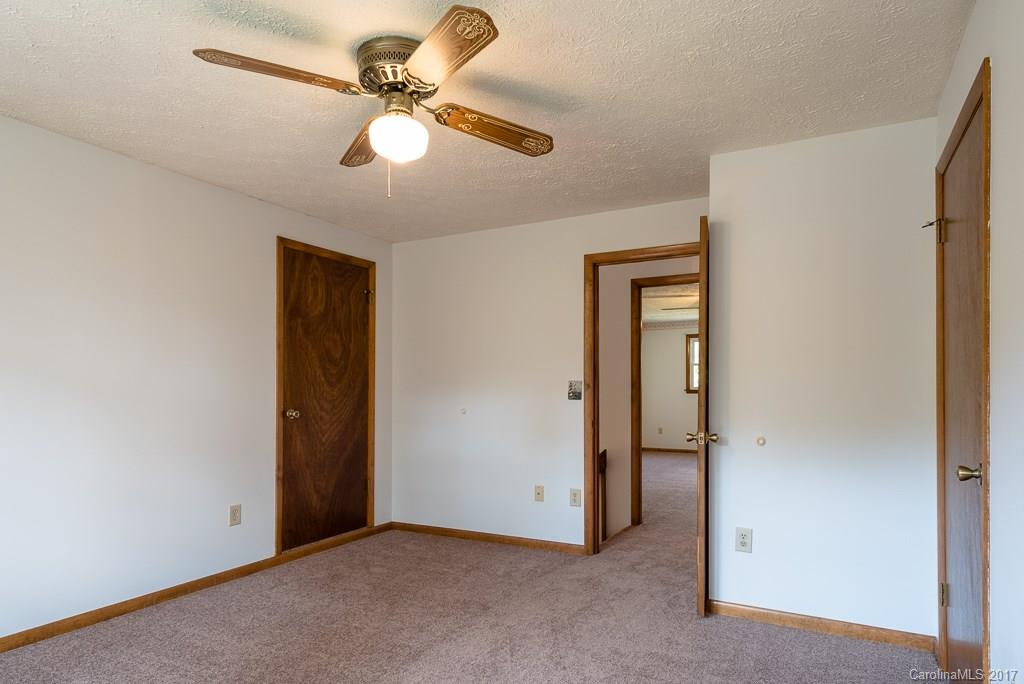 21 Warren Creek Road Candler, NC 28715 - Photo 17 of 24 Gallery Image 17