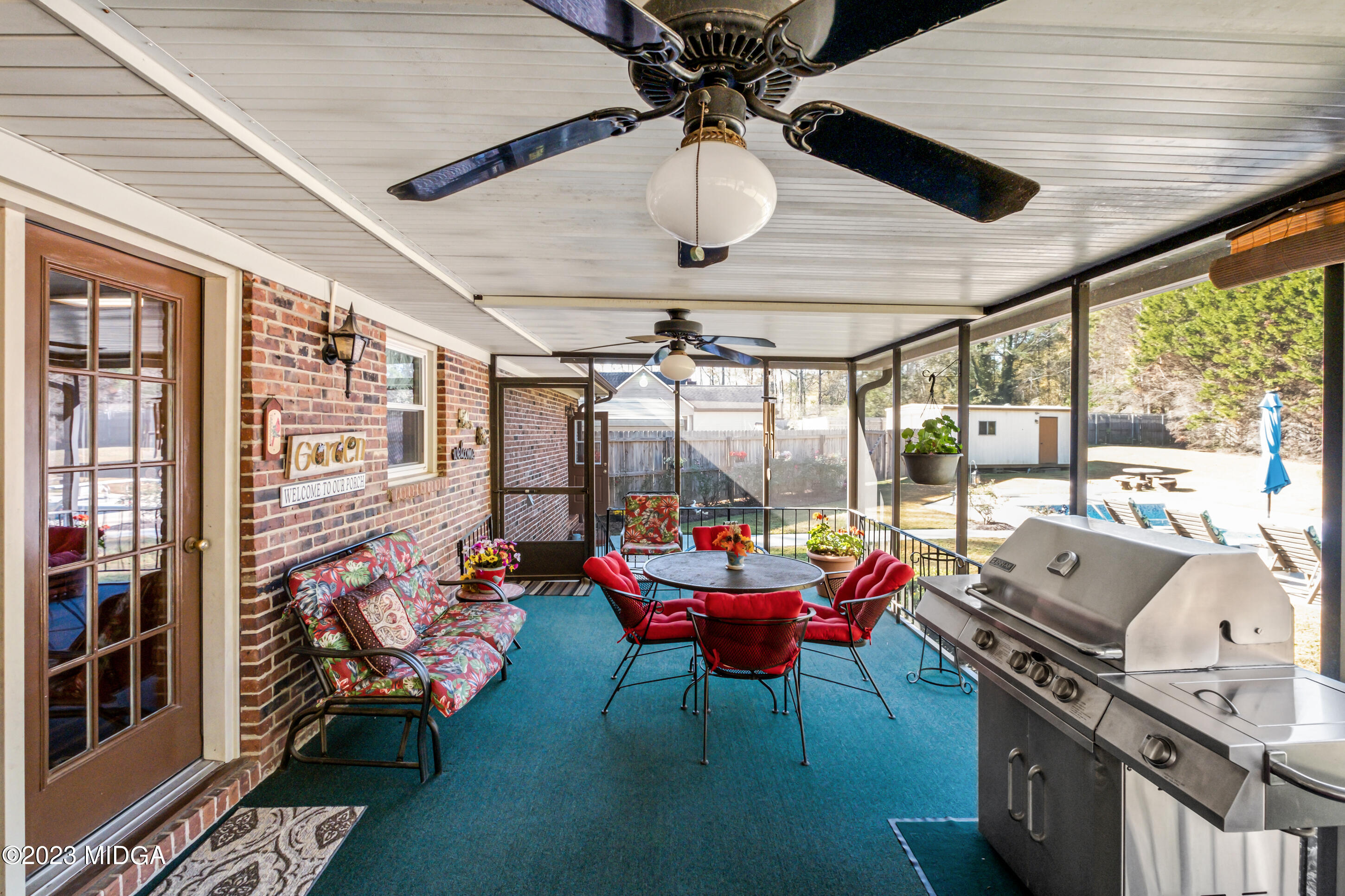 2087 Graham Road Macon, GA 31211 - Photo 27 of 41 Back Porch