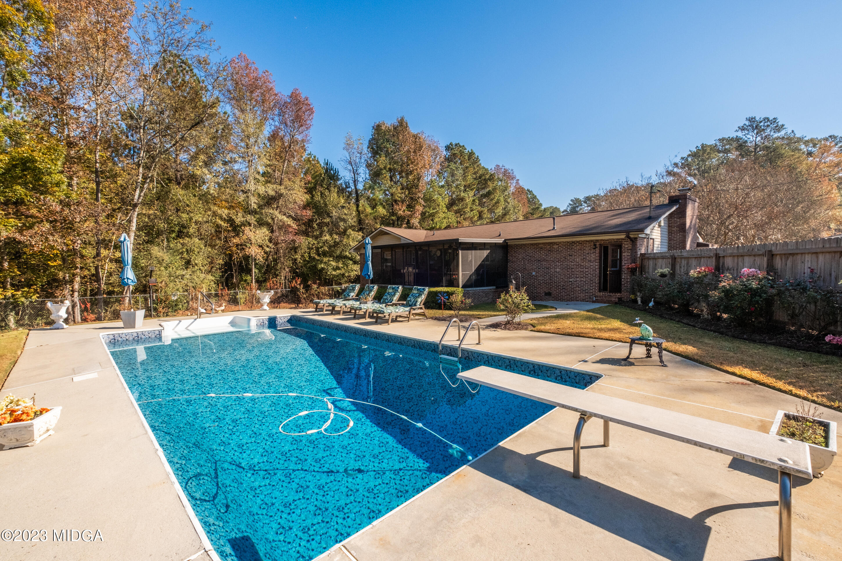 2087 Graham Road Macon, GA 31211 - Photo 3 of 41 Pool