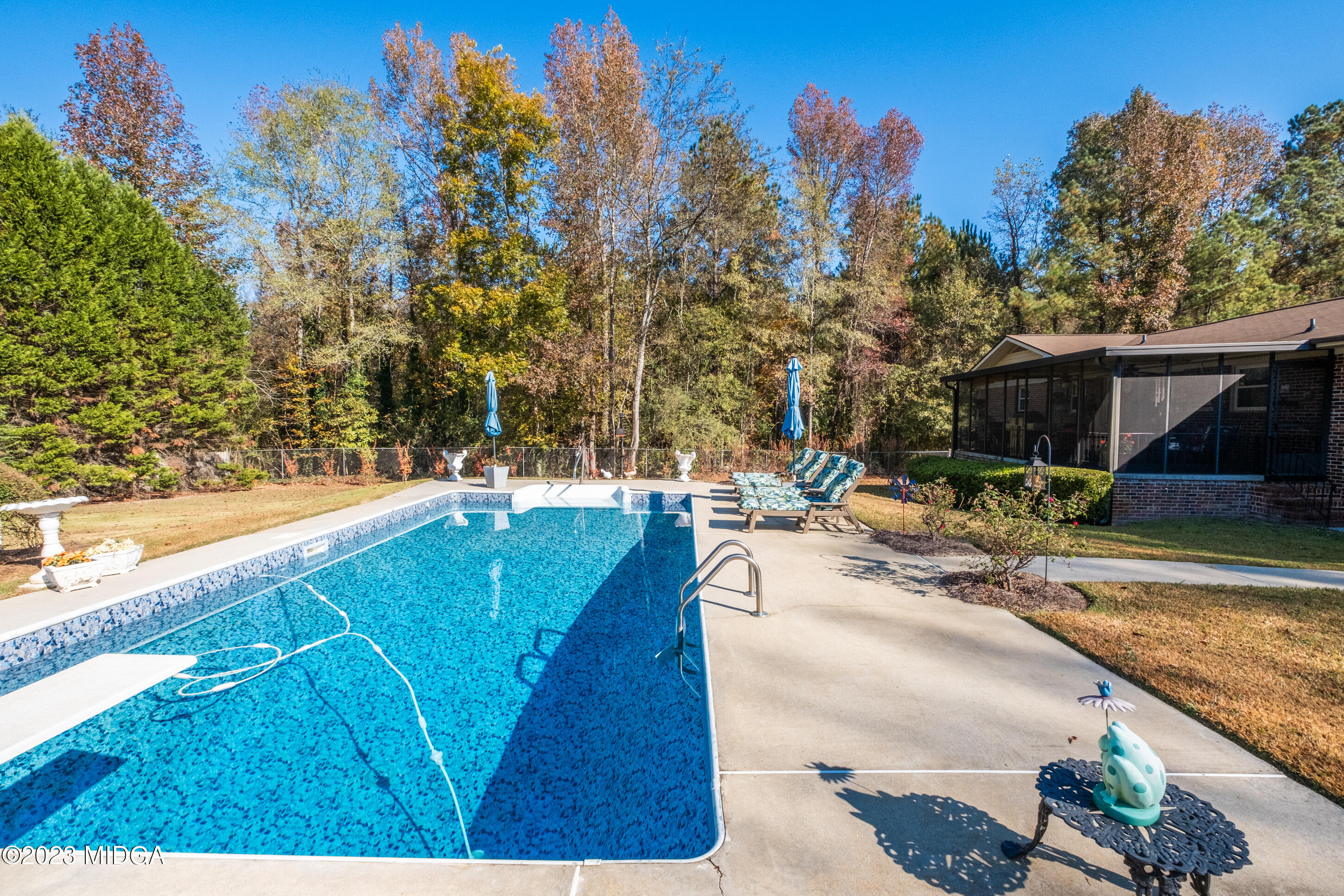 2087 Graham Road Macon, GA 31211 - Photo 33 of 41 Pool