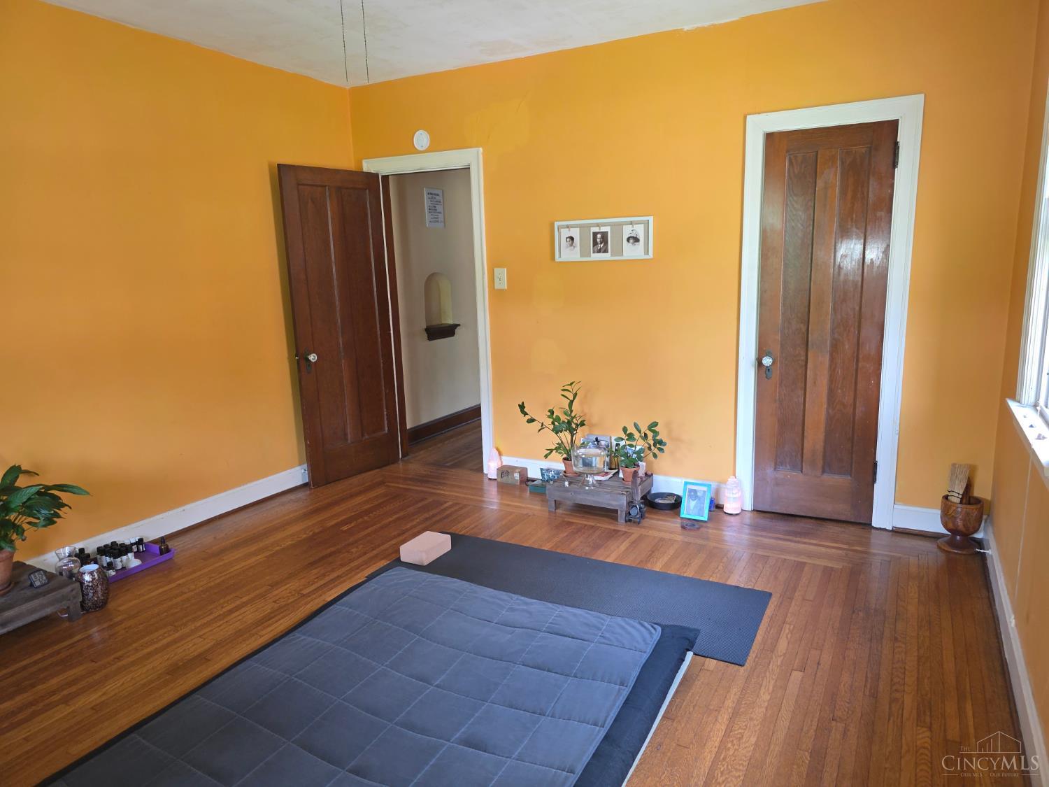 1007 Rutledge Avenue Cincinnati, OH 45205 - Photo 7 of 17