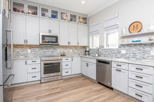 $5,100 | 5919 Bowen Daniel Drive, Unit 103, Tampa, FL 33616