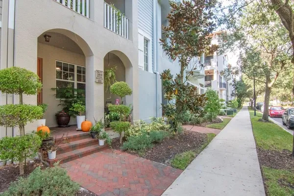 $5,100 | 5919 Bowen Daniel Drive, Unit 103, Tampa, FL 33616