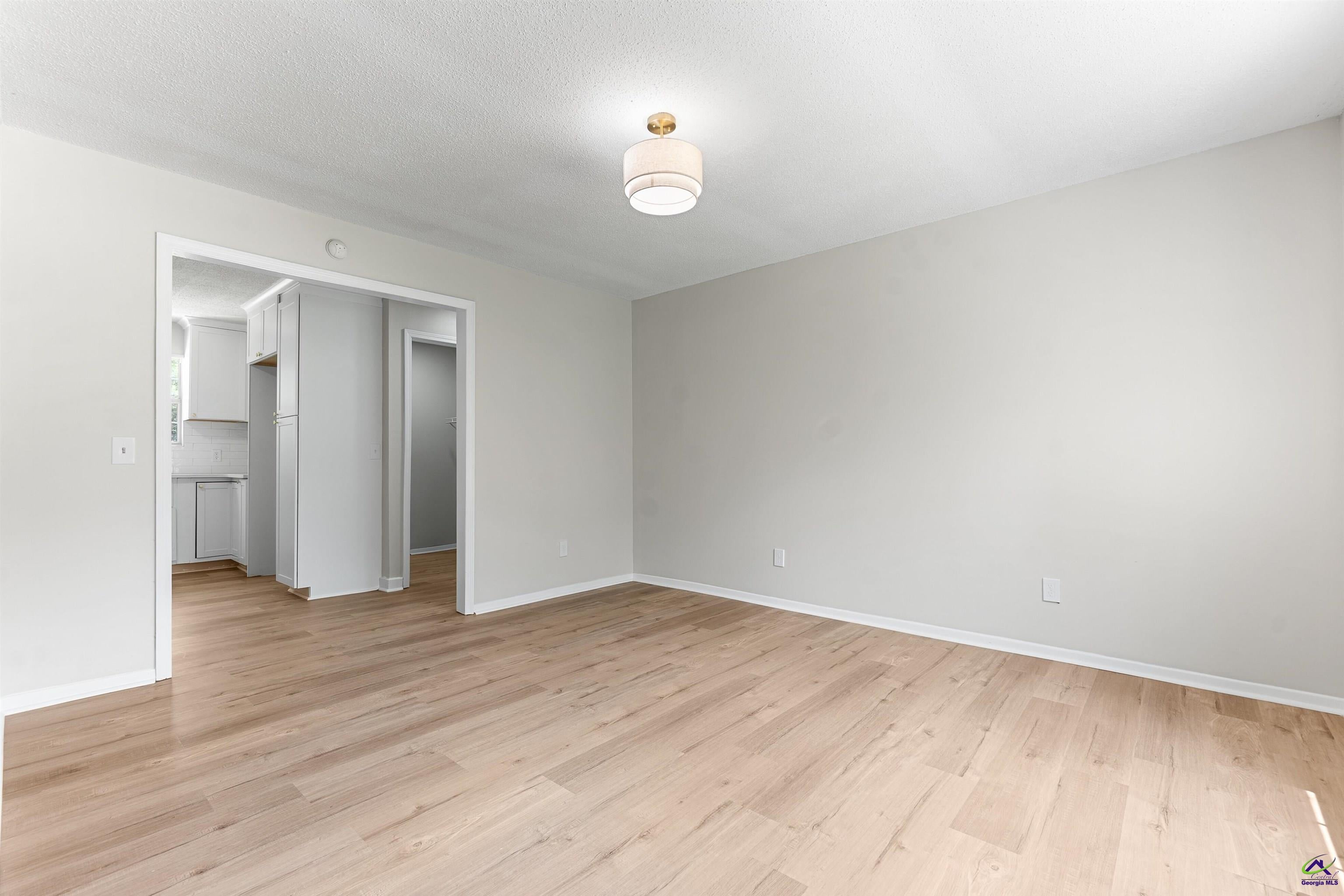 9045 Zebulon Road Macon, GA 31220 - Photo 12 of 46 Gallery Image 12