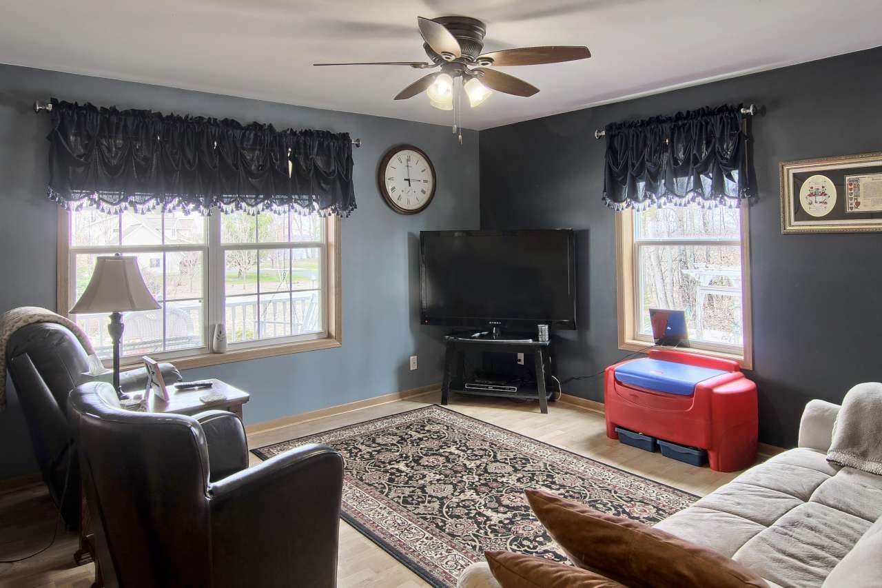 4744 Ridge Lane Kewadin, MI 49648 - Photo 26 of 41 1857991-27.JPG