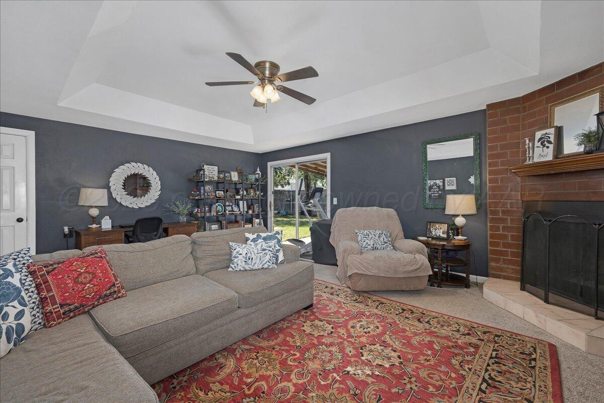 4112 Tucson Drive Amarillo, TX 79109 - Photo 11 of 26 4112 Tucson - Den 3