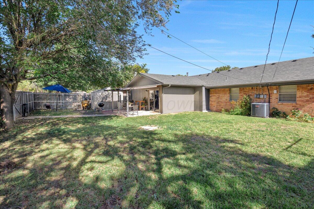 4112 Tucson Drive Amarillo, TX 79109 - Photo 20 of 26 4112 Tucson - Backyard 1