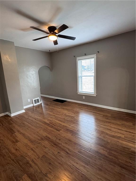 504 Emerson Avenue Farrell, PA 16121 - Photo 10 of 24 a view of a livingroom with a large window