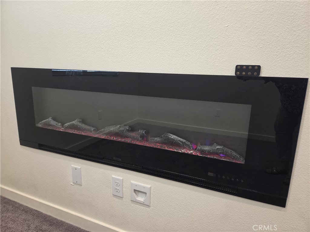 27440 Red Rock Road Moreno Valley, CA 92555 - Photo 28 of 43 built in electric fireplace