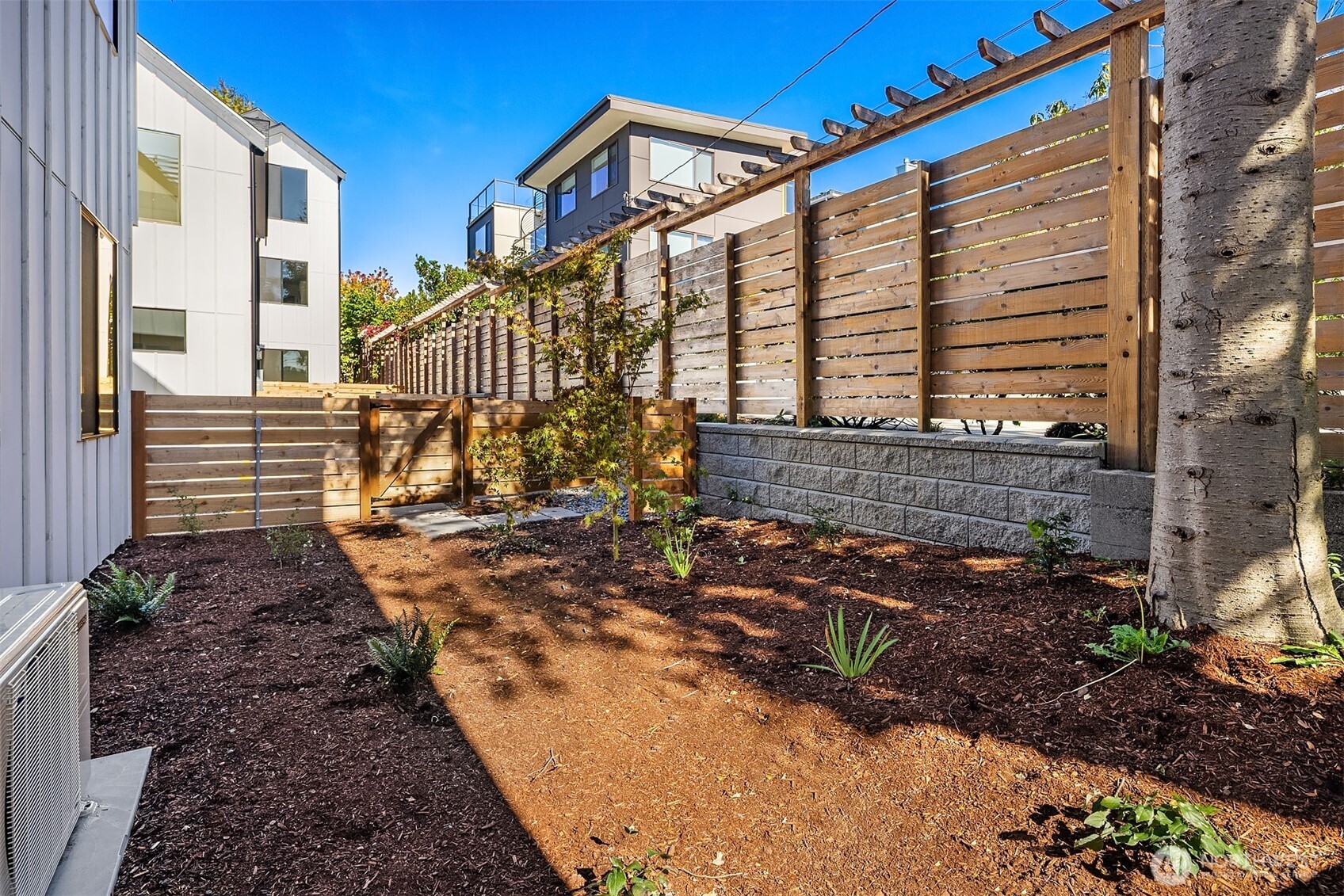 3444 Northwest 65th Street Seattle, WA 98117 - Photo 24 of 38