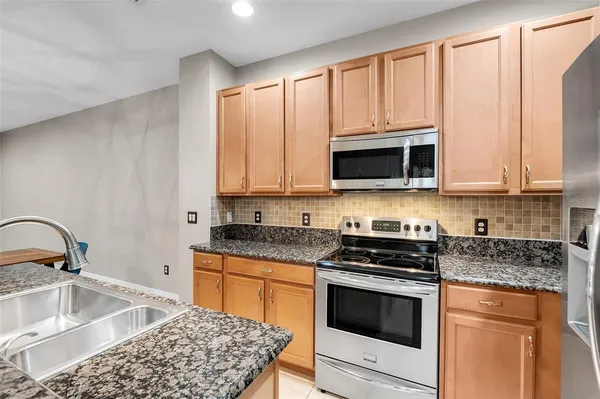 $2,450 | 5045 Cypress Branch Point, Oviedo, FL 32765