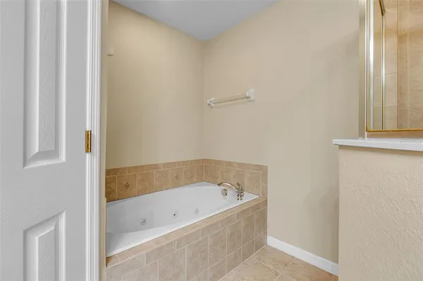 $2,450 | 5045 Cypress Branch Point, Oviedo, FL 32765