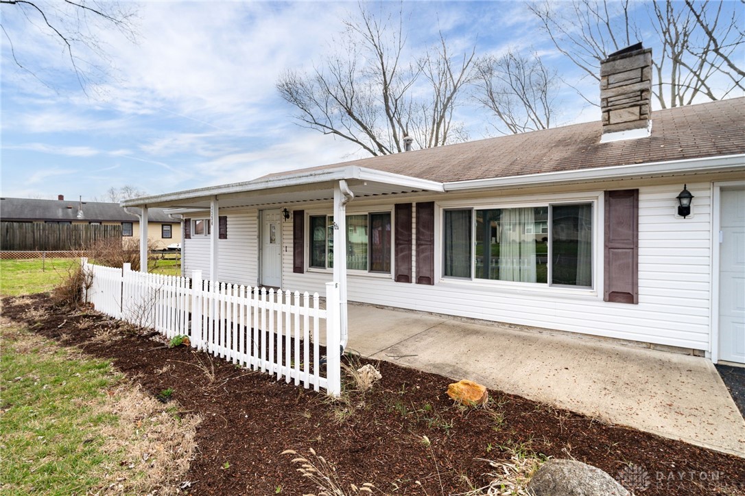 3554 Parallel Road Moraine, OH 45439 - Photo 4 of 36 Gallery Image 4
