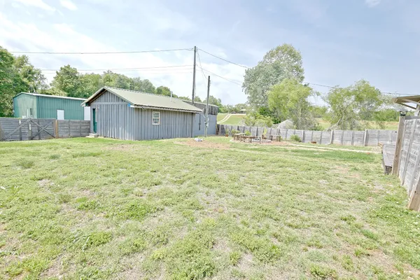 $225,000 | 582 Cerulean Road, Cadiz, KY 42211