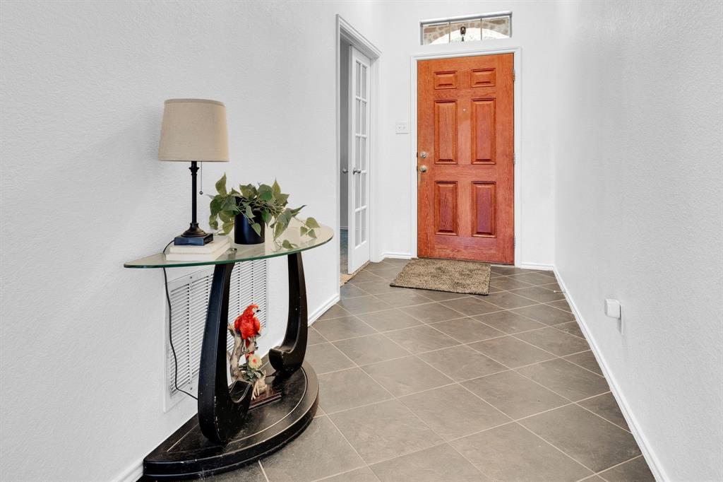 3908 Cloud Cover Road Fort Worth, TX 76262 - Photo 4 of 24 Gallery Image 4