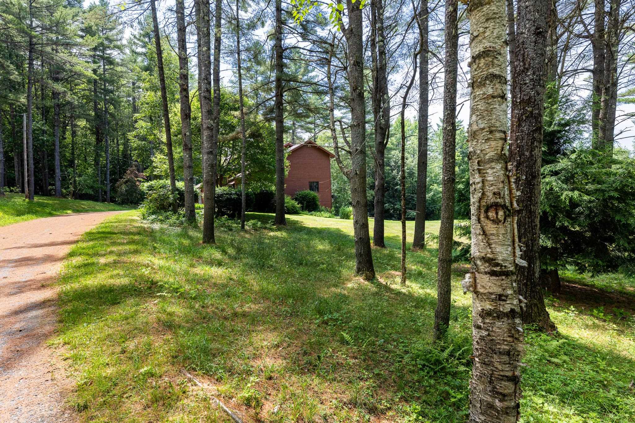 61 Dorchester Road Lyme, NH 03768 - Photo 4 of 46