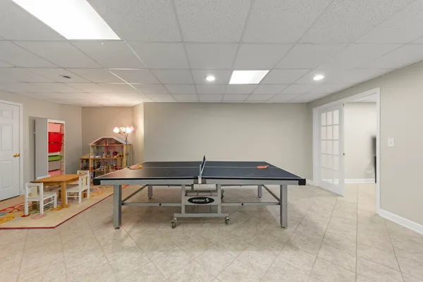 $1,189,000 | 318 Erie Circle, Bloomingdale, IL 60108