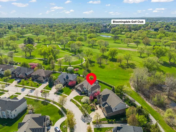 $1,189,000 | 318 Erie Circle, Bloomingdale, IL 60108