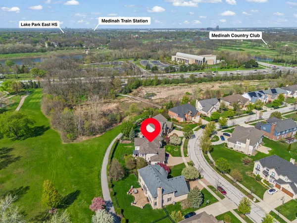$1,189,000 | 318 Erie Circle, Bloomingdale, IL 60108