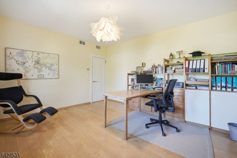 133 Summit Avenue, Unit 43 Summit, NJ 07901 - Photo 16 of 20