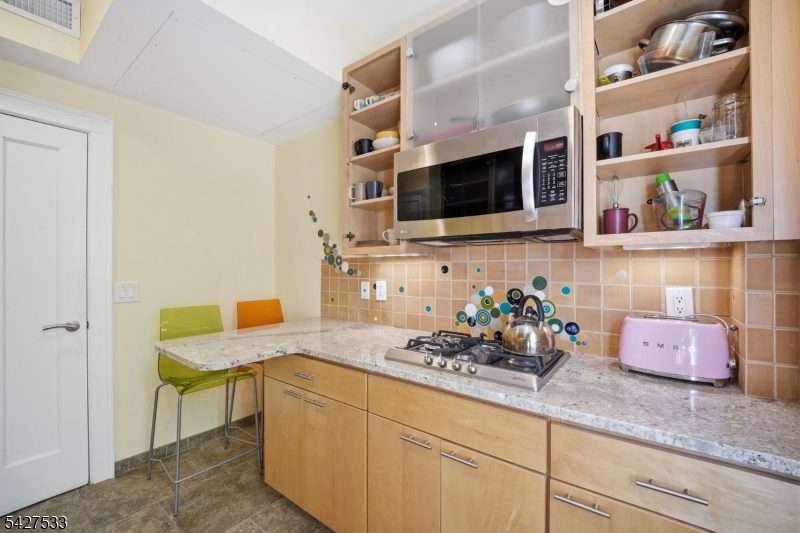 133 Summit Avenue, Unit 43 Summit, NJ 07901 - Photo 5 of 20
