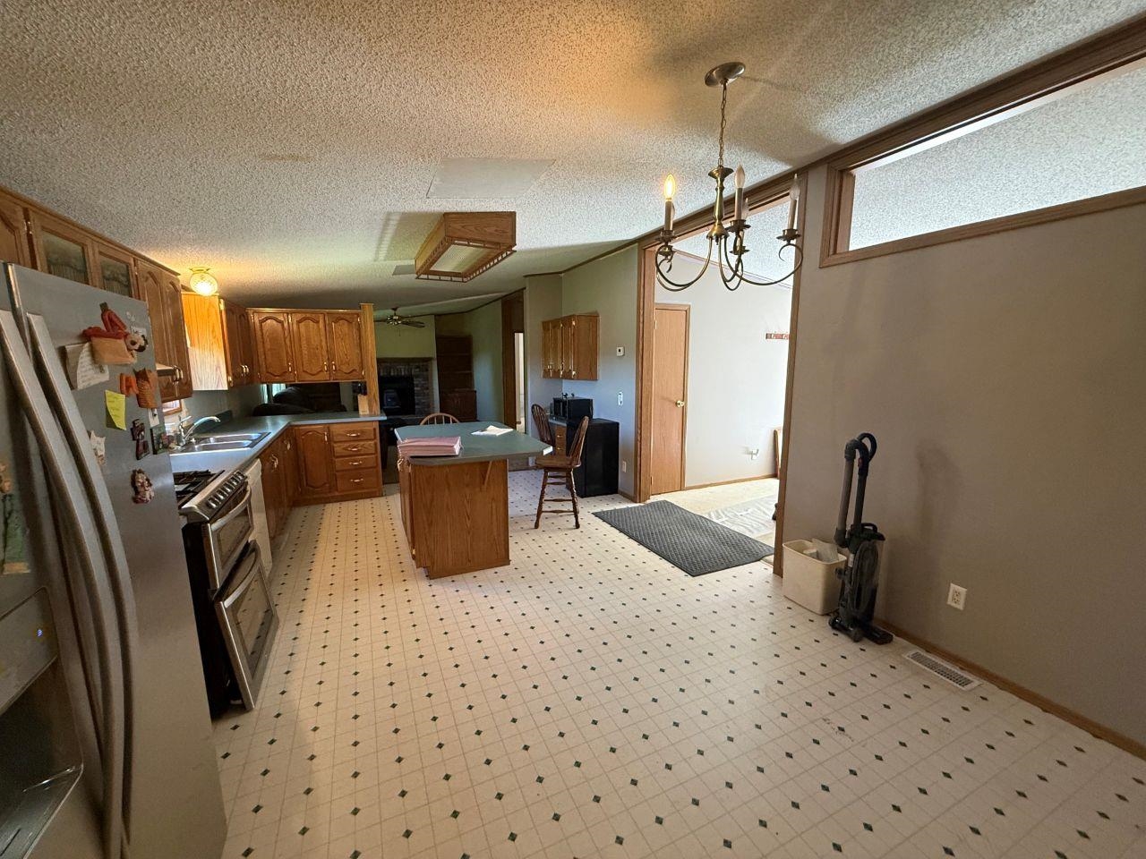W12628 Leopolis Road Leopolis, WI 54948 - Photo 7 of 24