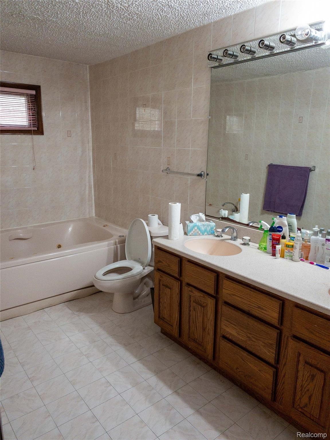 13165 Neff Road Clio, MI 48420 - Photo 25 of 30 neff-4352.jpg