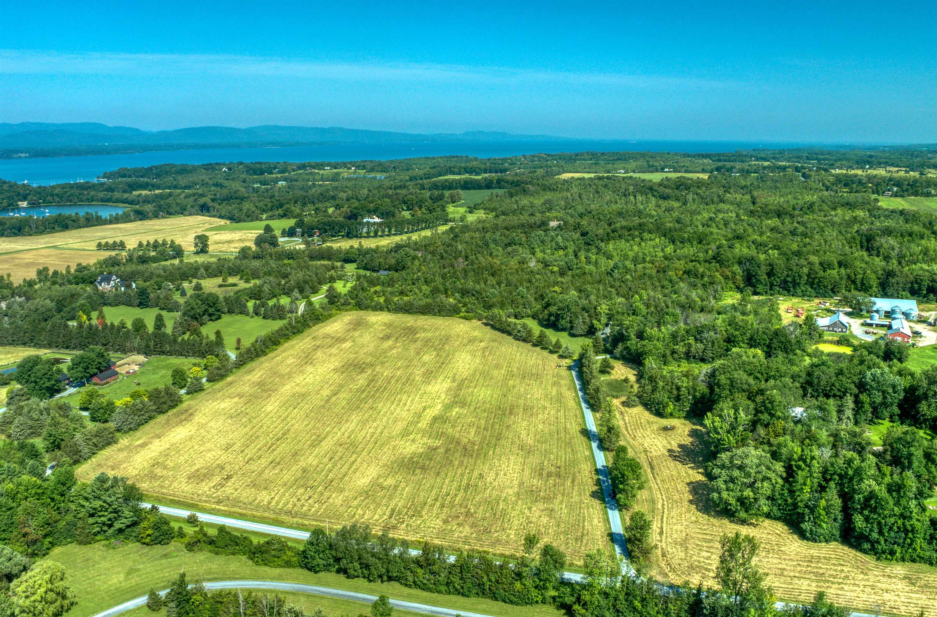 122 Island Farm Road Charlotte, VT 05445 - Photo 3 of 37 Gallery Image 3