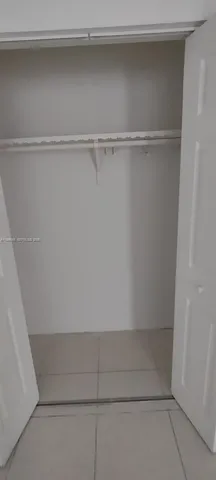 $1,700 | 230 Northeast 40th Street, Unit 1, Oakland Park, FL 33334