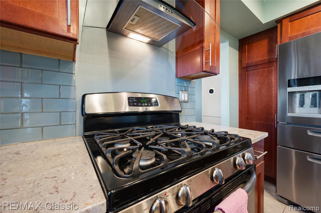 38540 Five Mile Road Livonia, MI 48154 - Photo 9 of 31 Gallery Image 9
