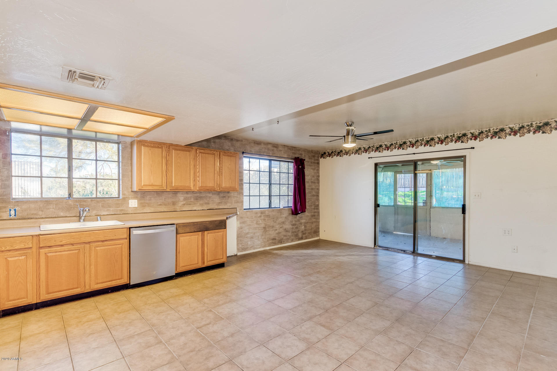1815 North Geronimo Road Apache Junction, AZ 85119 - Photo 20 of 53 Geronimo-29