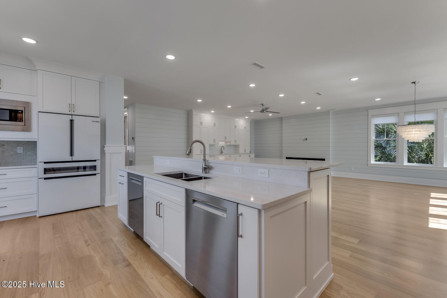 129 Seawatch Way Kure Beach, NC 28449 - Photo 13 of 56 photo_86923771-1500x1000