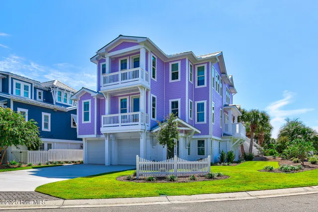 $2,300,000 | 129 Seawatch Way, Kure Beach, NC 28449