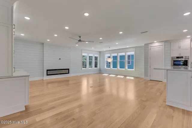 $2,300,000 | 129 Seawatch Way, Kure Beach, NC 28449