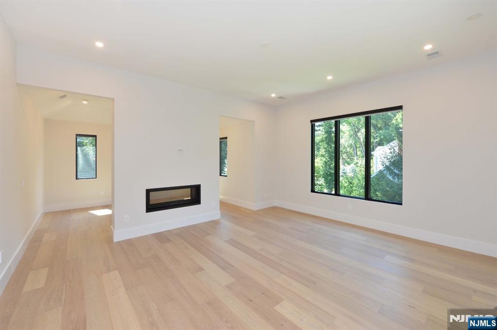 3 Central Avenue Demarest, NJ 07627 - Photo 28 of 49