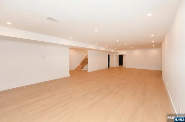 $3,600,000 | 3 Central Avenue, Demarest, NJ 07627