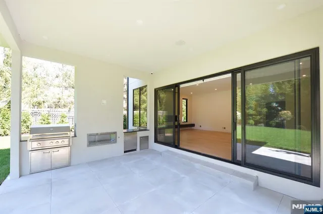 $3,600,000 | 3 Central Avenue, Demarest, NJ 07627